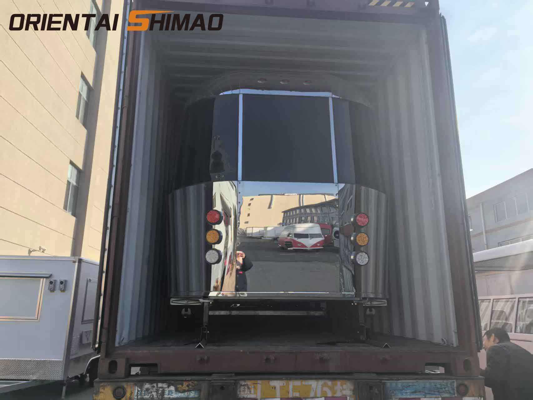 Strikt kvalitetskontroll säkerställer att varje matsläp skickas med förtroende